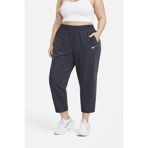 Nike Fast Dri-Fit‎ Running Pants Women's Size XL FB7029-010 Black NWT 7/8 Length